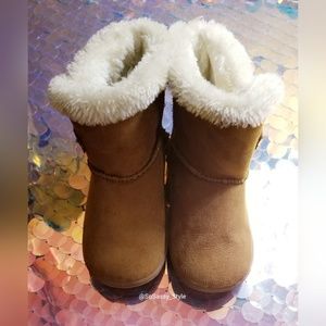 Faded Glory Big Girl Chestnut boot